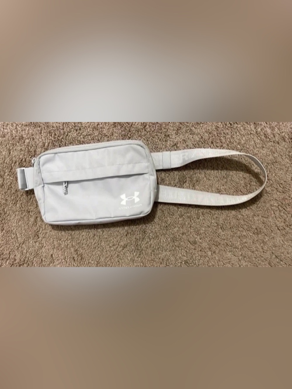 Like New Under Armour Unisex Light Gray Crossbody Sling Bag